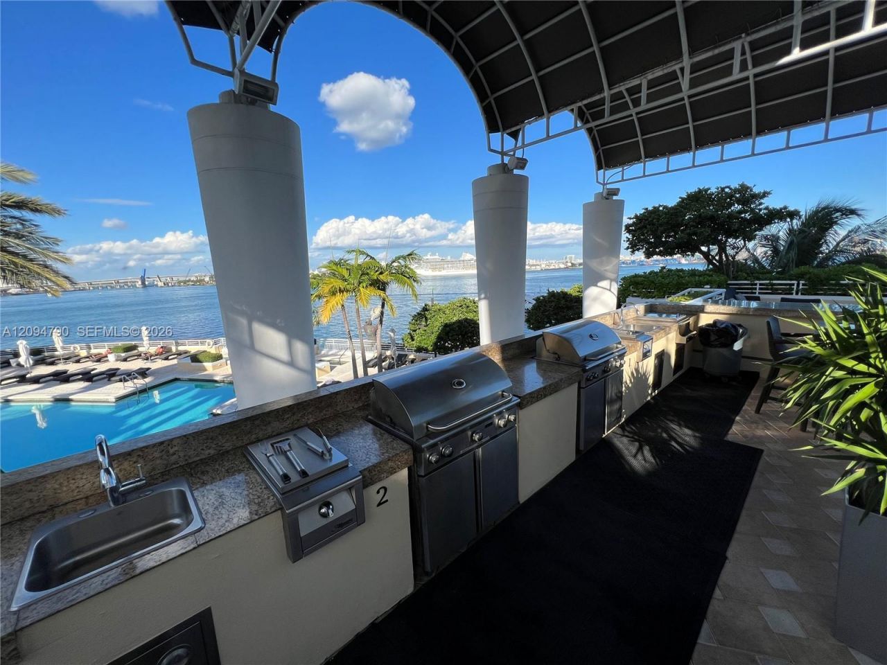 808 Brickell Key Dr, Unit 2903, Miami, FL 33131 Photo