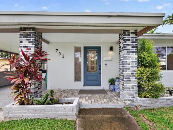 702 N 31st Ct, Hollywood, FL 33021