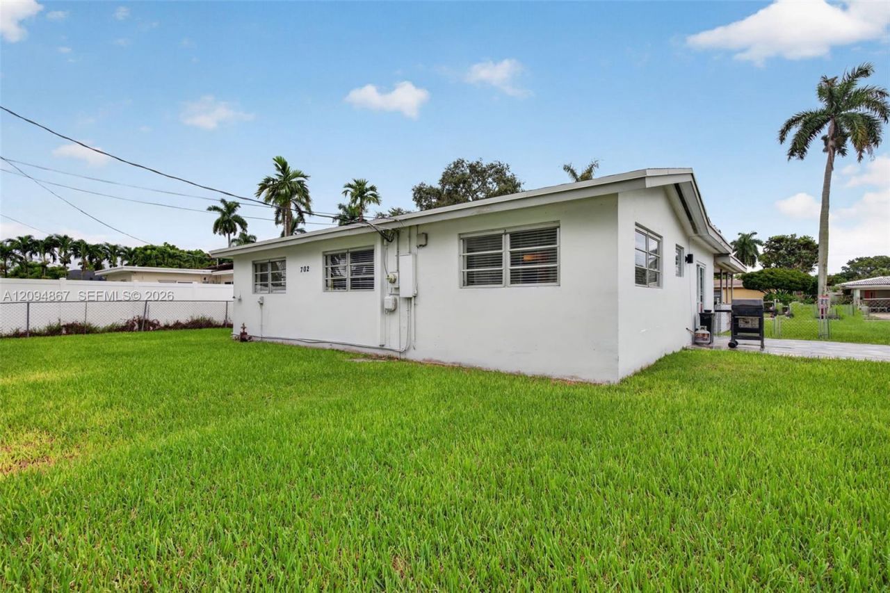 702 N 31st Ct, Hollywood, FL 33021 Photo