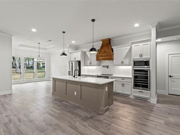 128 Saint Andrews Drive E, Mabank, TX 75156