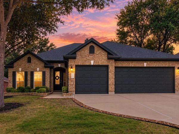 532 Crooked CRK, Buda, TX 78610