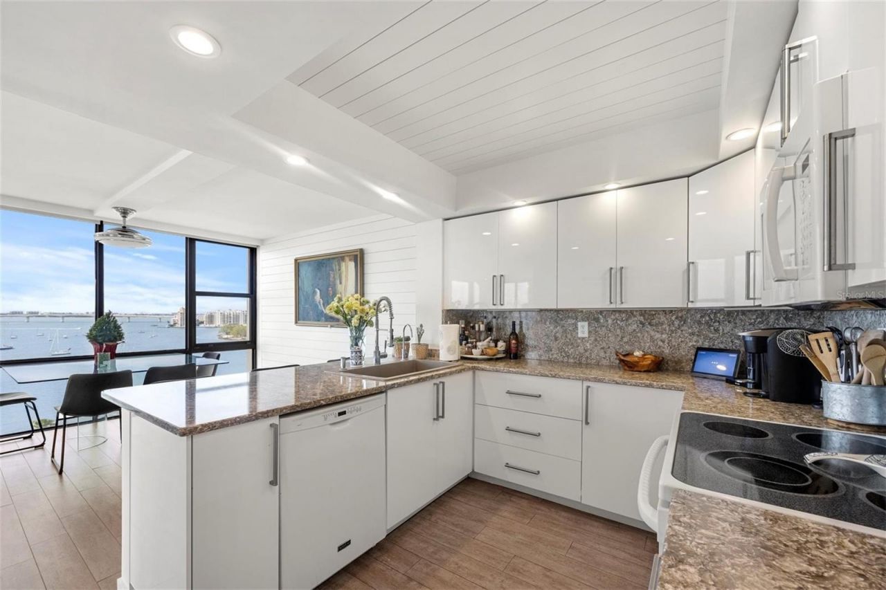 770 S Palm Avenue, Unit 1001, Sarasota, FL 34236 Photo