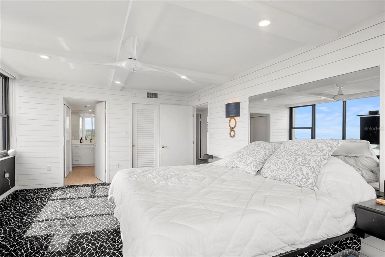 770 S Palm Avenue, Unit 1001, Sarasota, FL 34236 Photo