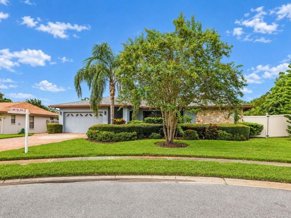 1570 FIFE COURT , DUNEDIN, FL 34698