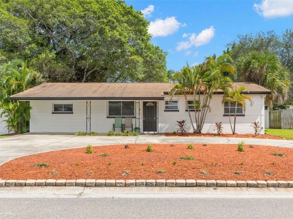 5601 BAY STREET NE, ST PETERSBURG, FL 33703