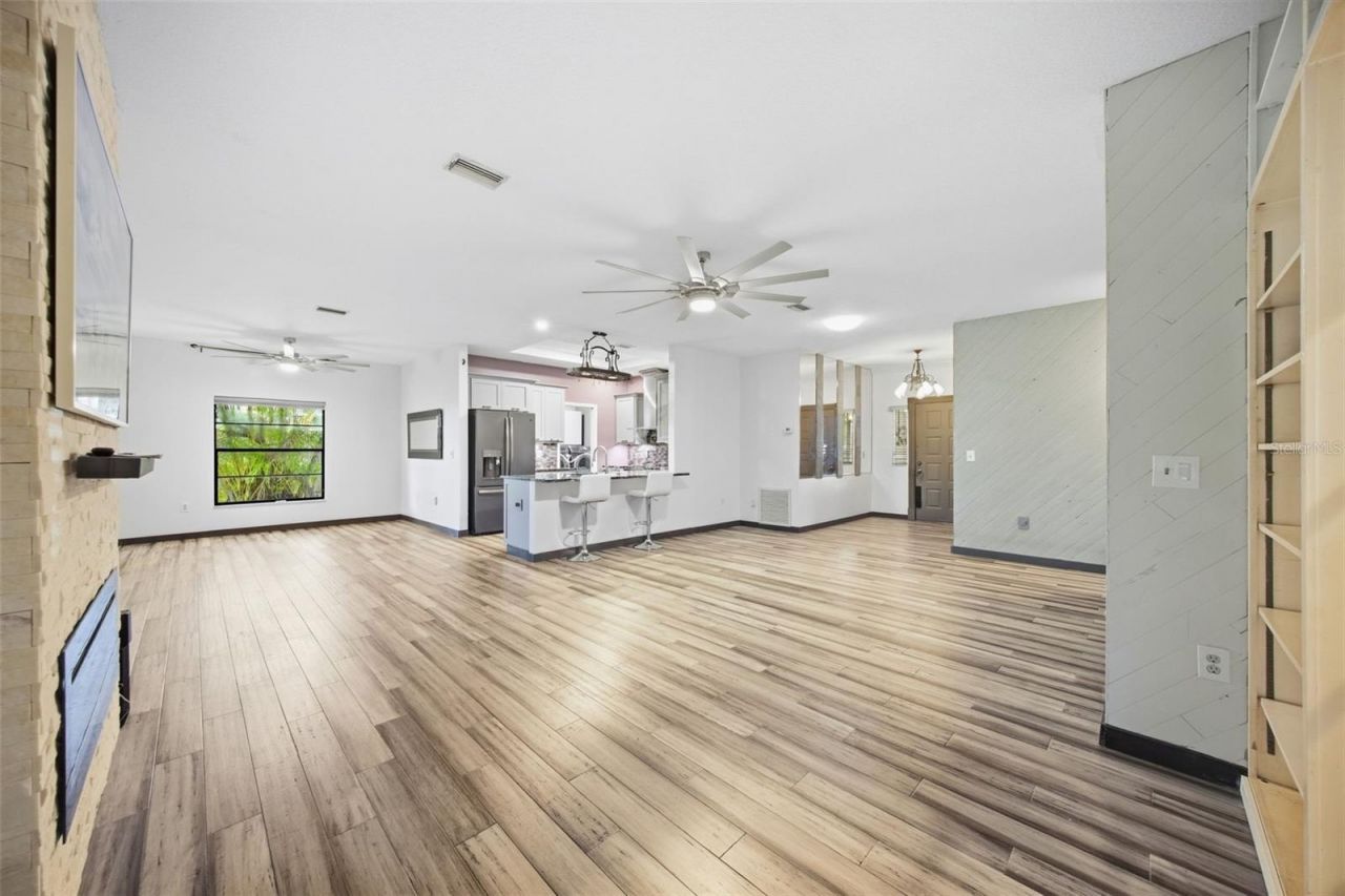 4656 31st Court E, Bradenton, FL 34203 Photo