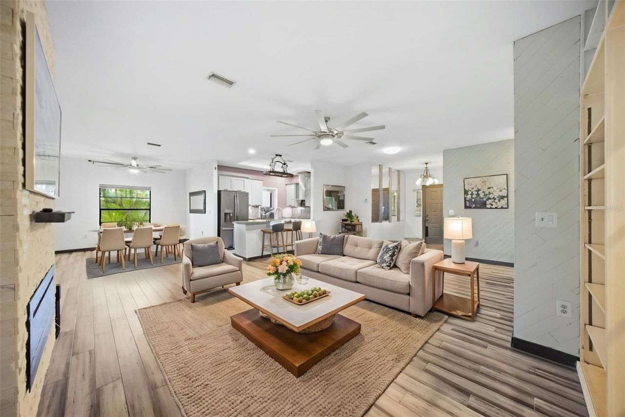 4656 31st Court E, Bradenton, FL 34203 Photo