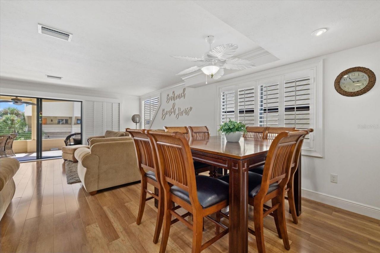 548 Beach Road, Unit A, Sarasota, FL 34242 Photo
