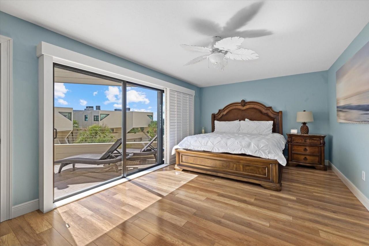 548 Beach Road, Unit A, Sarasota, FL 34242 Photo