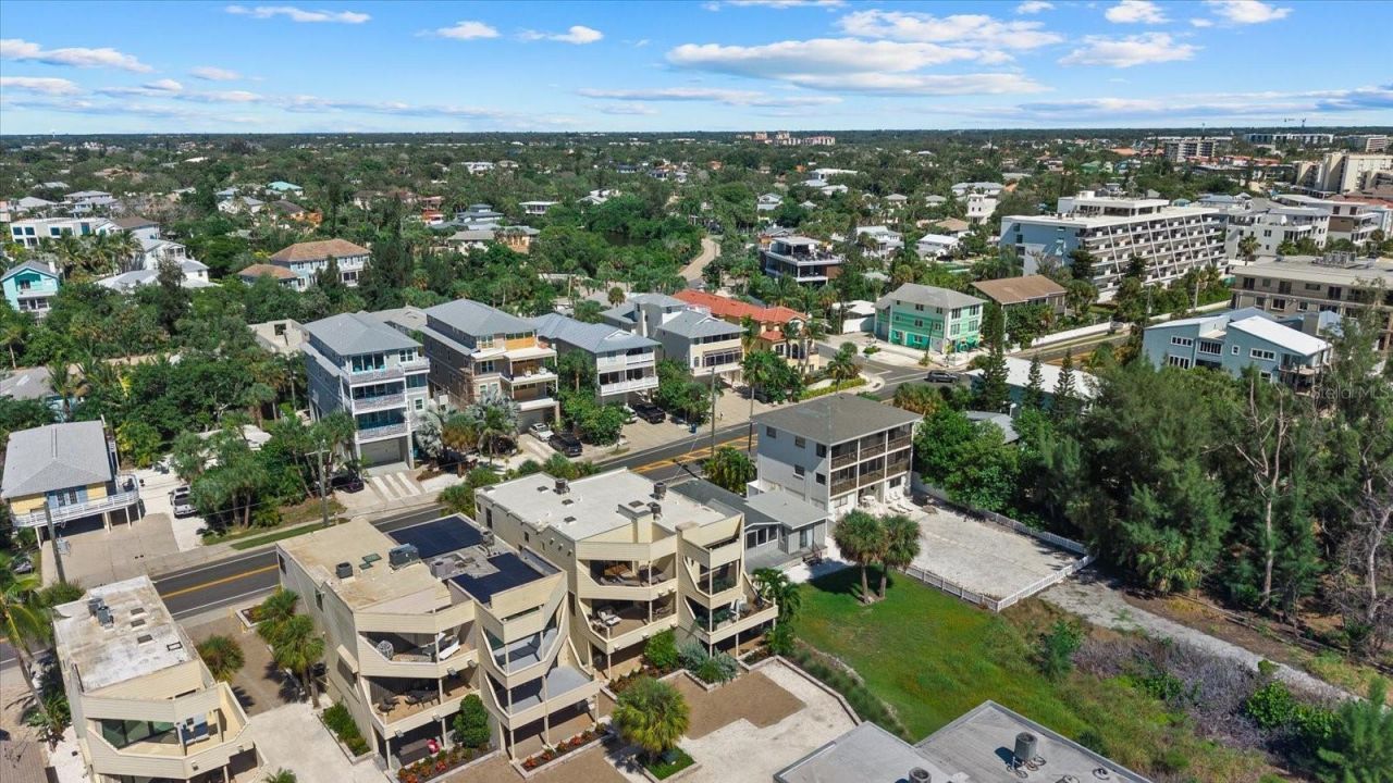 548 Beach Road, Unit A, Sarasota, FL 34242 Photo