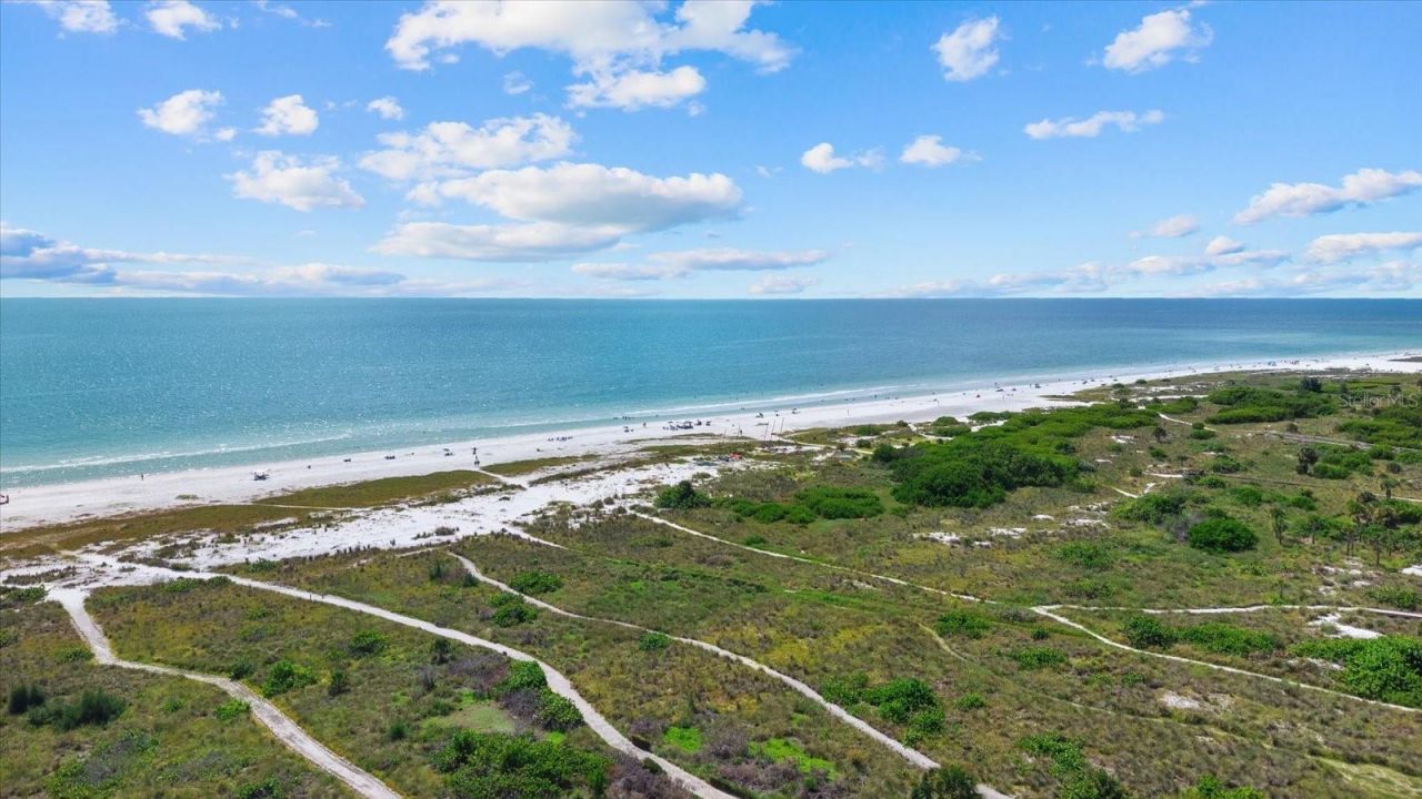 548 Beach Road, Unit A, Sarasota, FL 34242 Photo