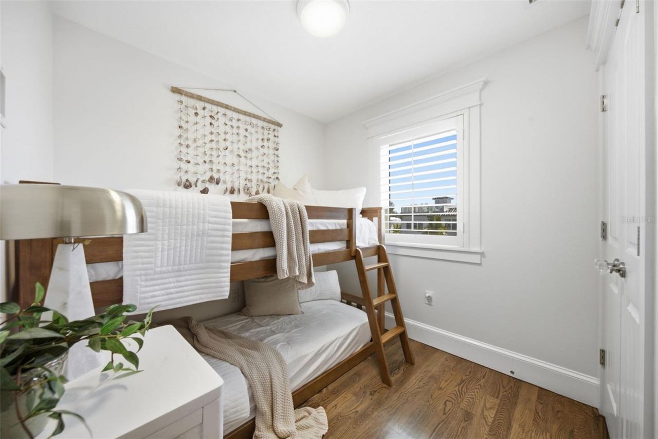3014 Avenue E, Holmes Beach, FL 34217 Photo