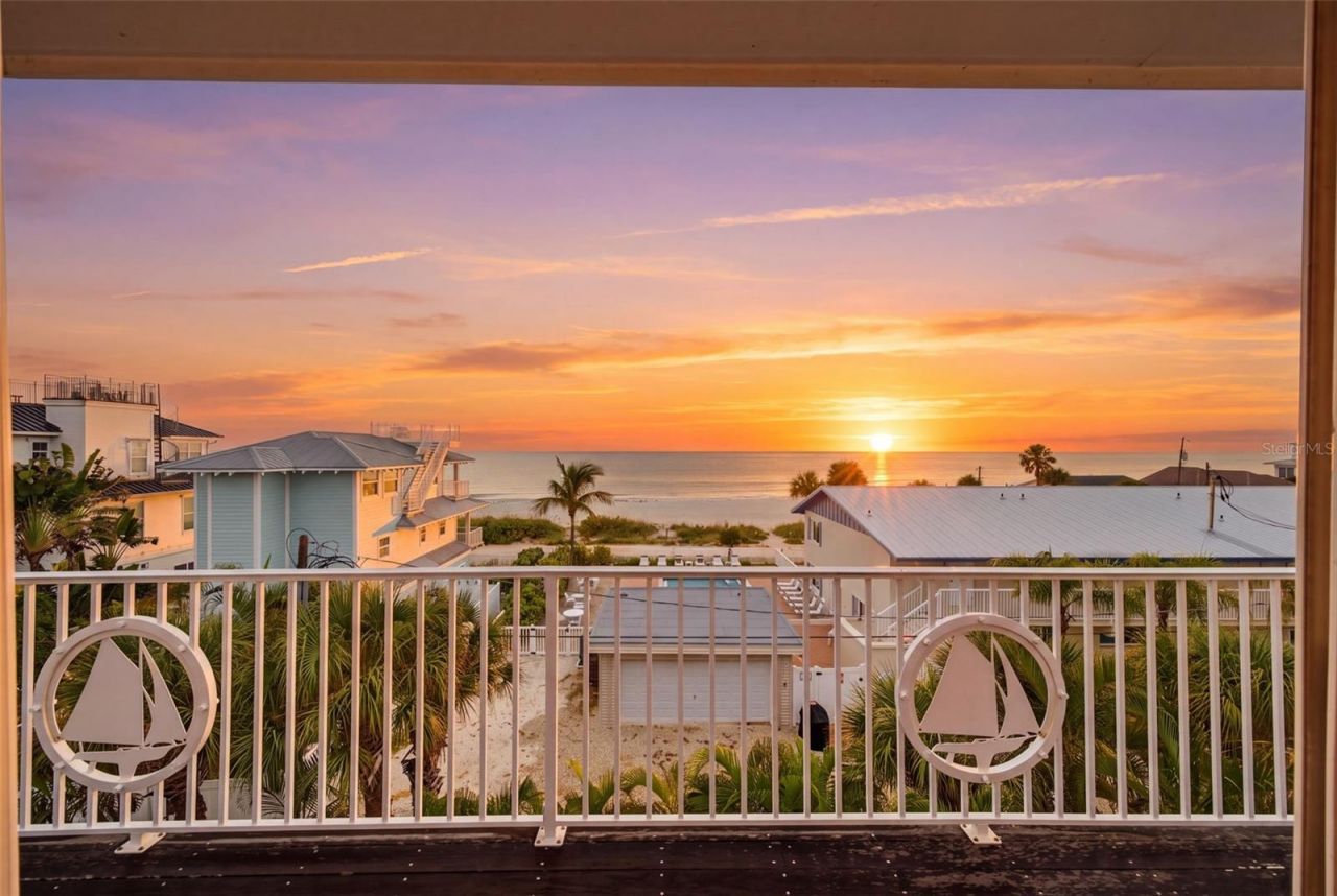 3014 Avenue E, Holmes Beach, FL 34217 Photo