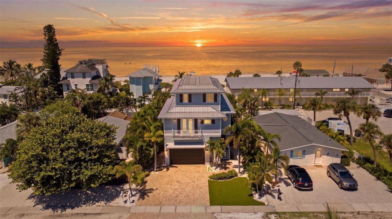 3014 Avenue E, Holmes Beach, FL 34217 Photo