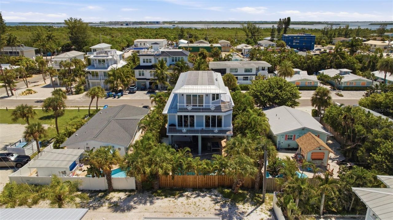 3014 Avenue E, Holmes Beach, FL 34217 Photo