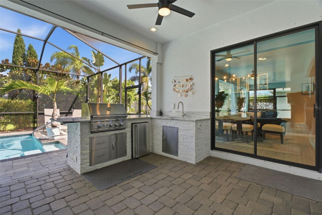 807 Alandra Lane, Ruskin, FL 33573 Photo