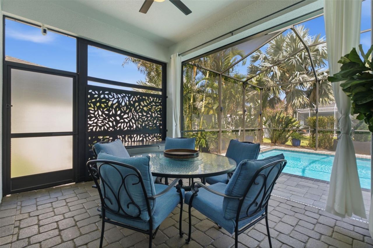 807 Alandra Lane, Ruskin, FL 33573 Photo