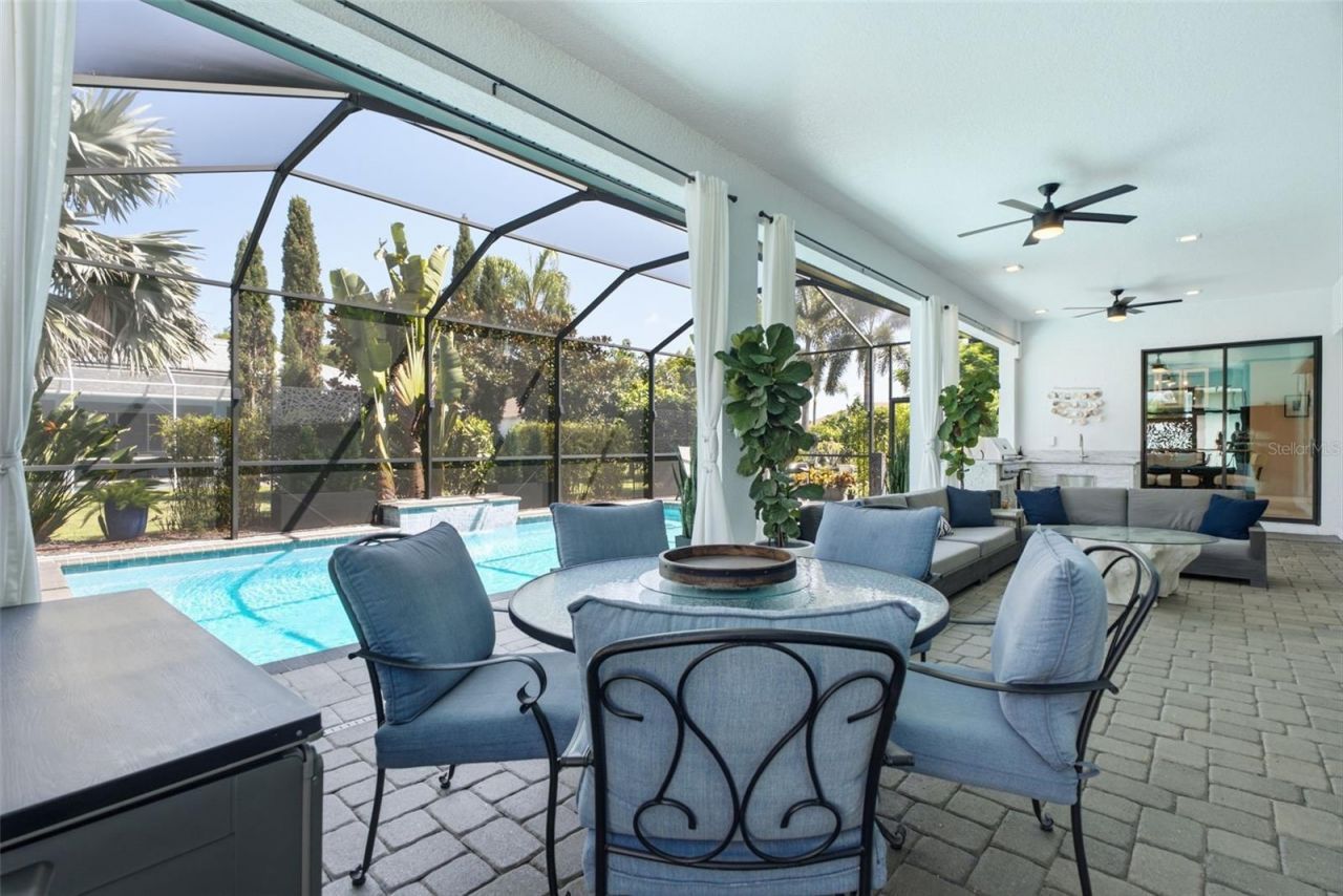 807 Alandra Lane, Ruskin, FL 33573 Photo