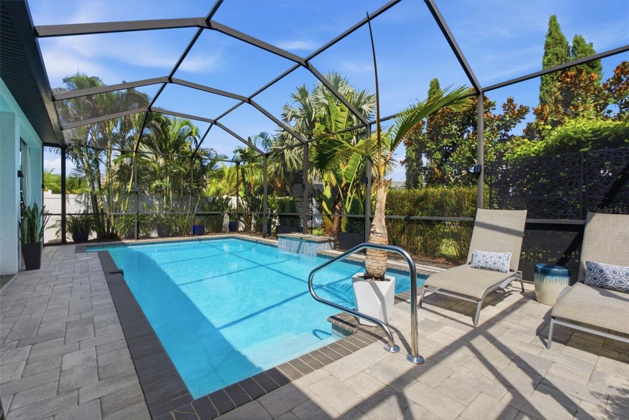 807 Alandra Lane, Ruskin, FL 33573 Photo
