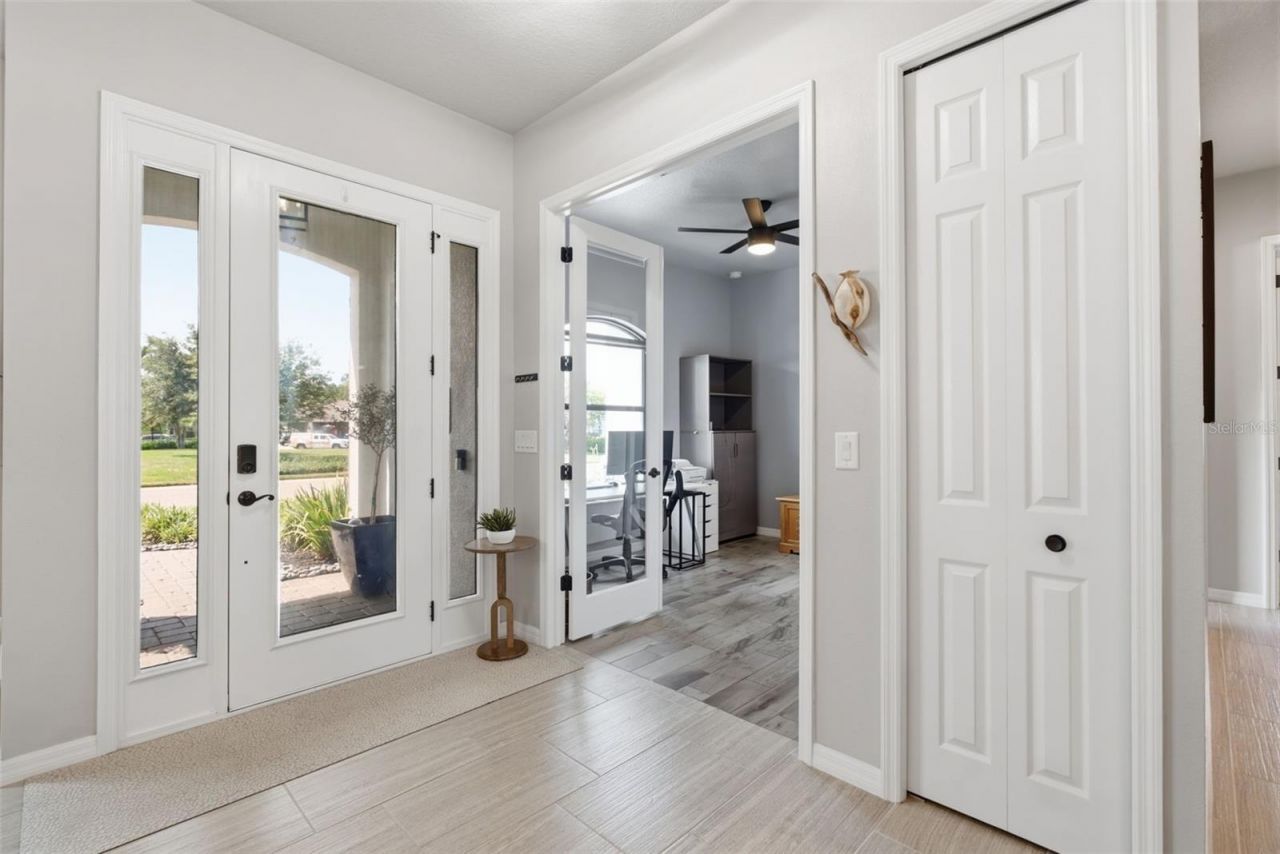 807 Alandra Lane, Ruskin, FL 33573 Photo