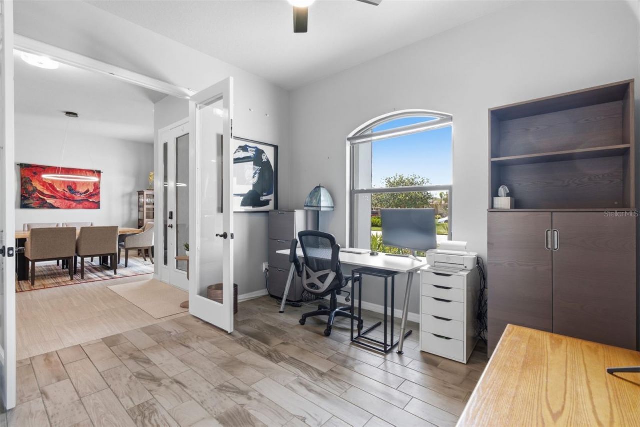 807 Alandra Lane, Ruskin, FL 33573 Photo