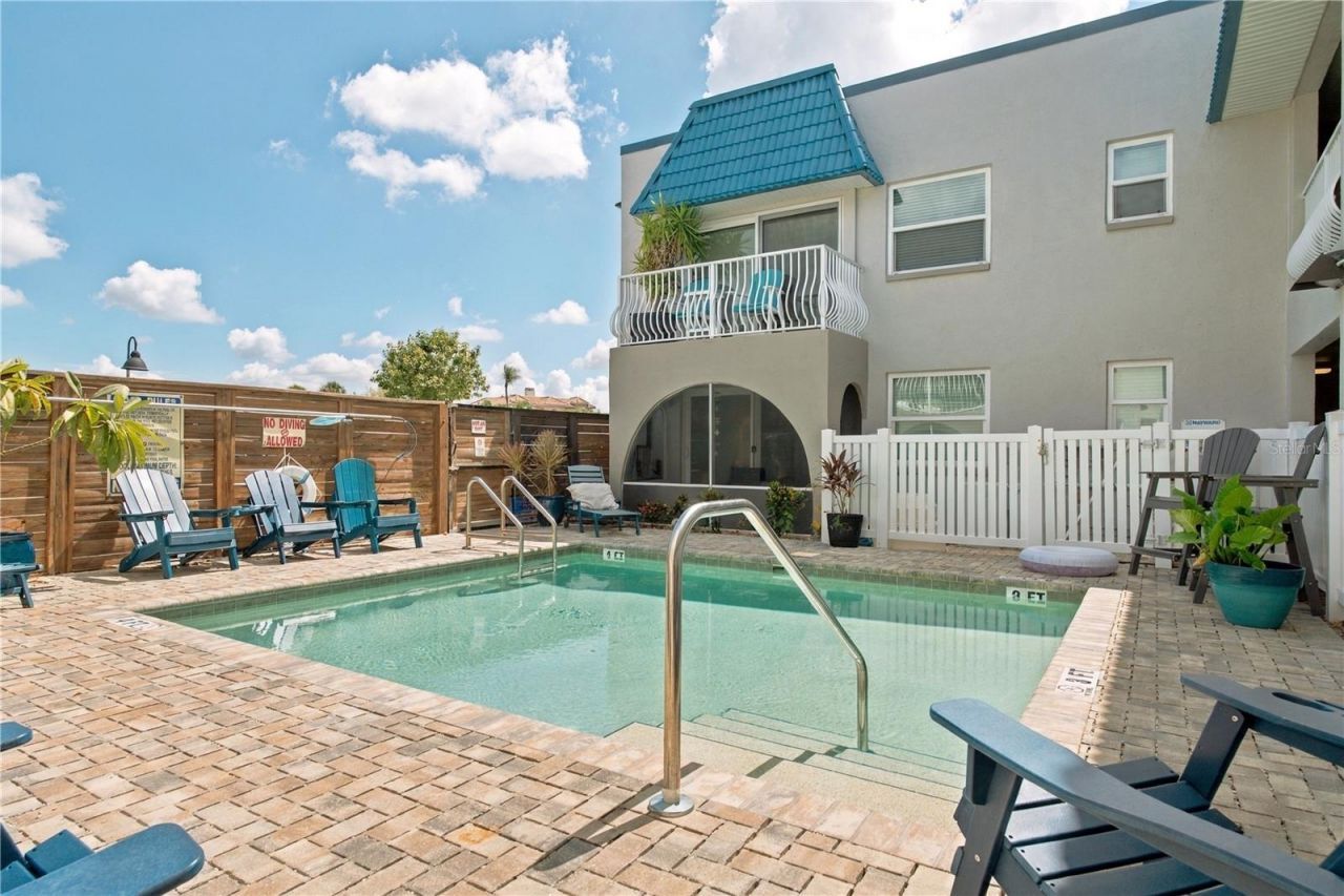 17035 Gulf Boulevard, Unit 108, North Redington Beach, FL 33708 Photo