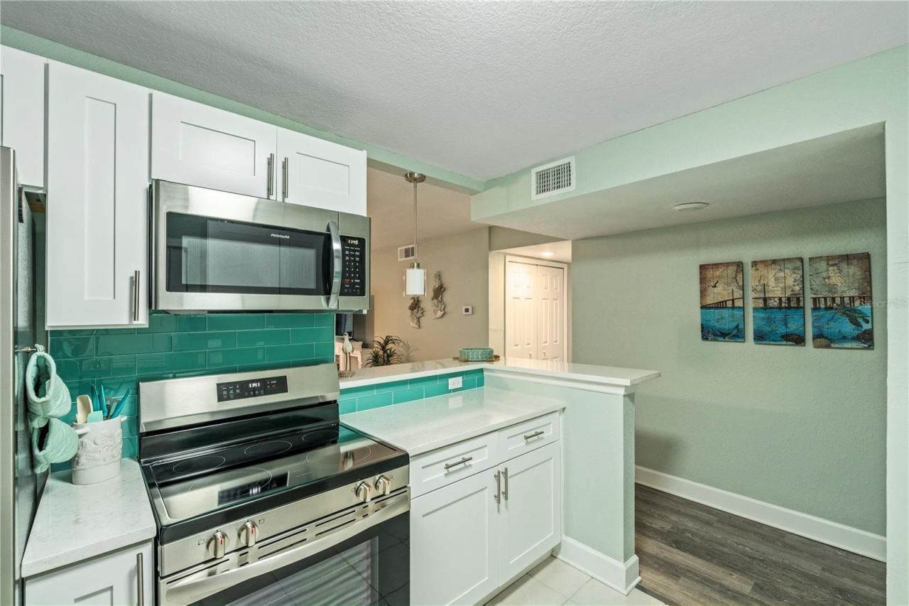 17035 Gulf Boulevard, Unit 108, North Redington Beach, FL 33708 Photo