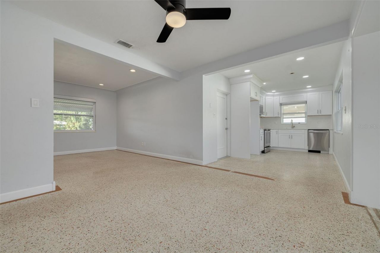 2001 41st Street N, Saint Petersburg, FL 33713 Photo