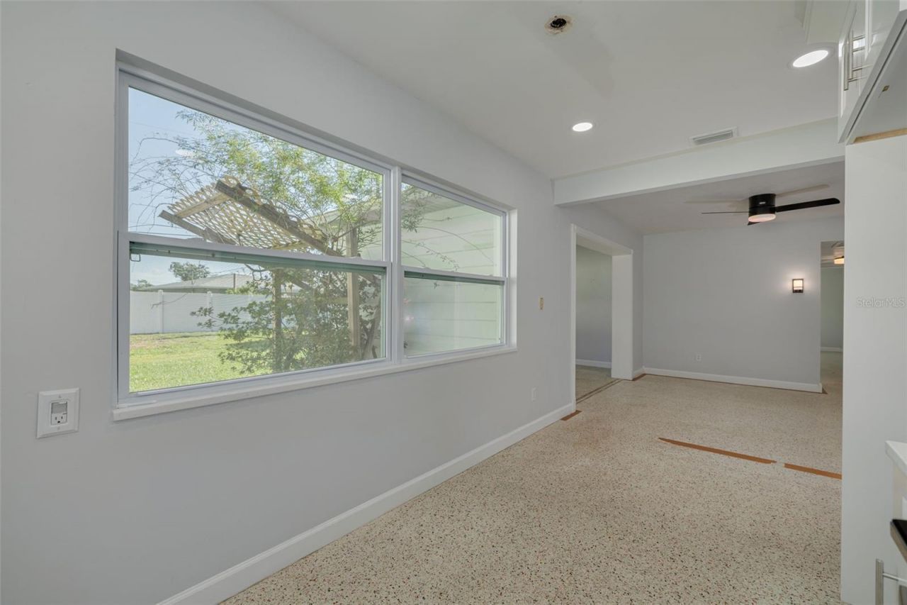 2001 41st Street N, Saint Petersburg, FL 33713 Photo