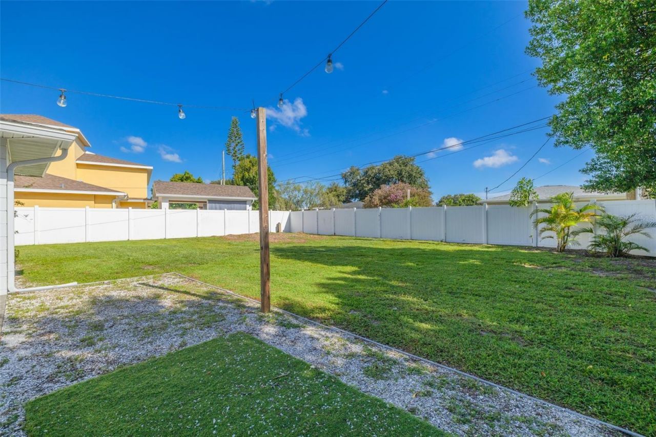 2001 41st Street N, Saint Petersburg, FL 33713 Photo