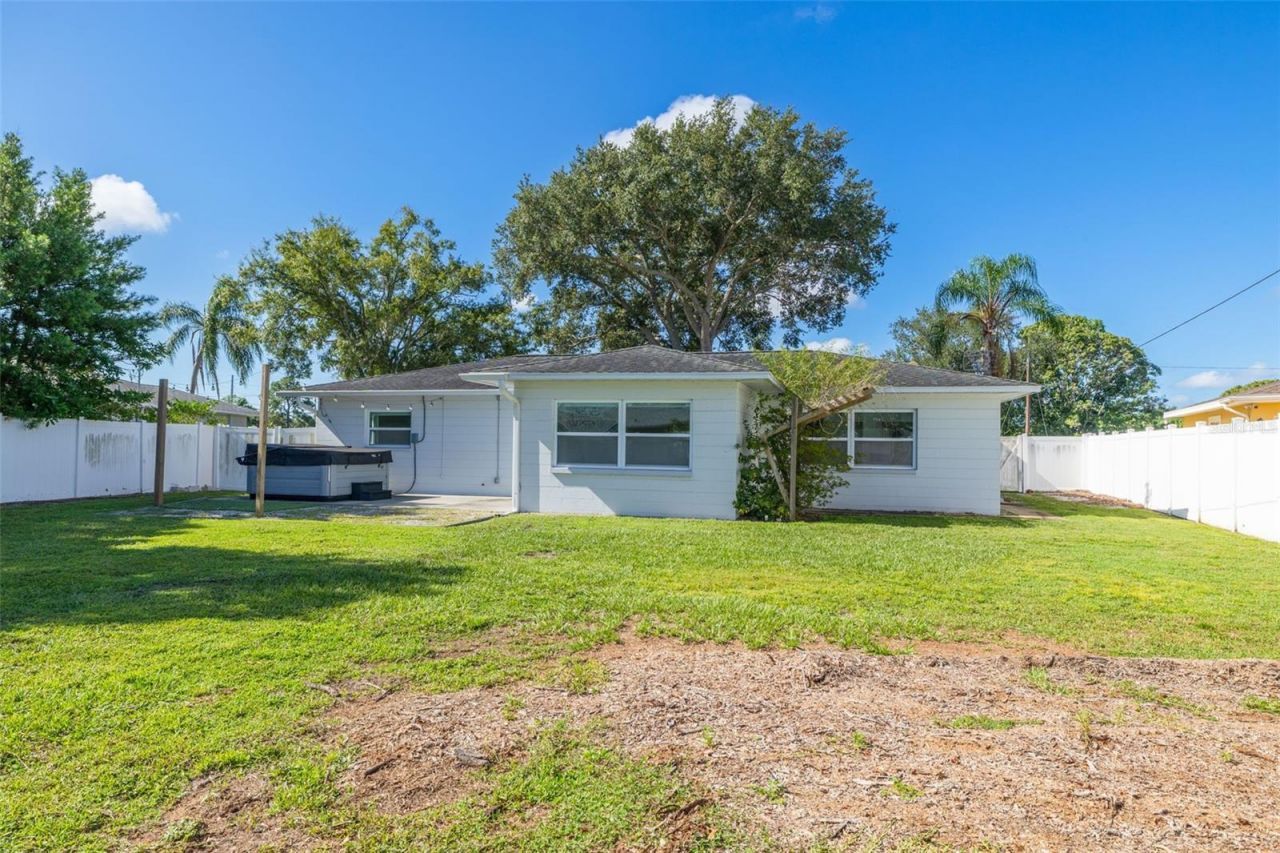 2001 41st Street N, Saint Petersburg, FL 33713 Photo