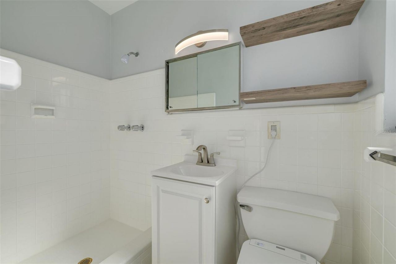 2001 41st Street N, Saint Petersburg, FL 33713 Photo