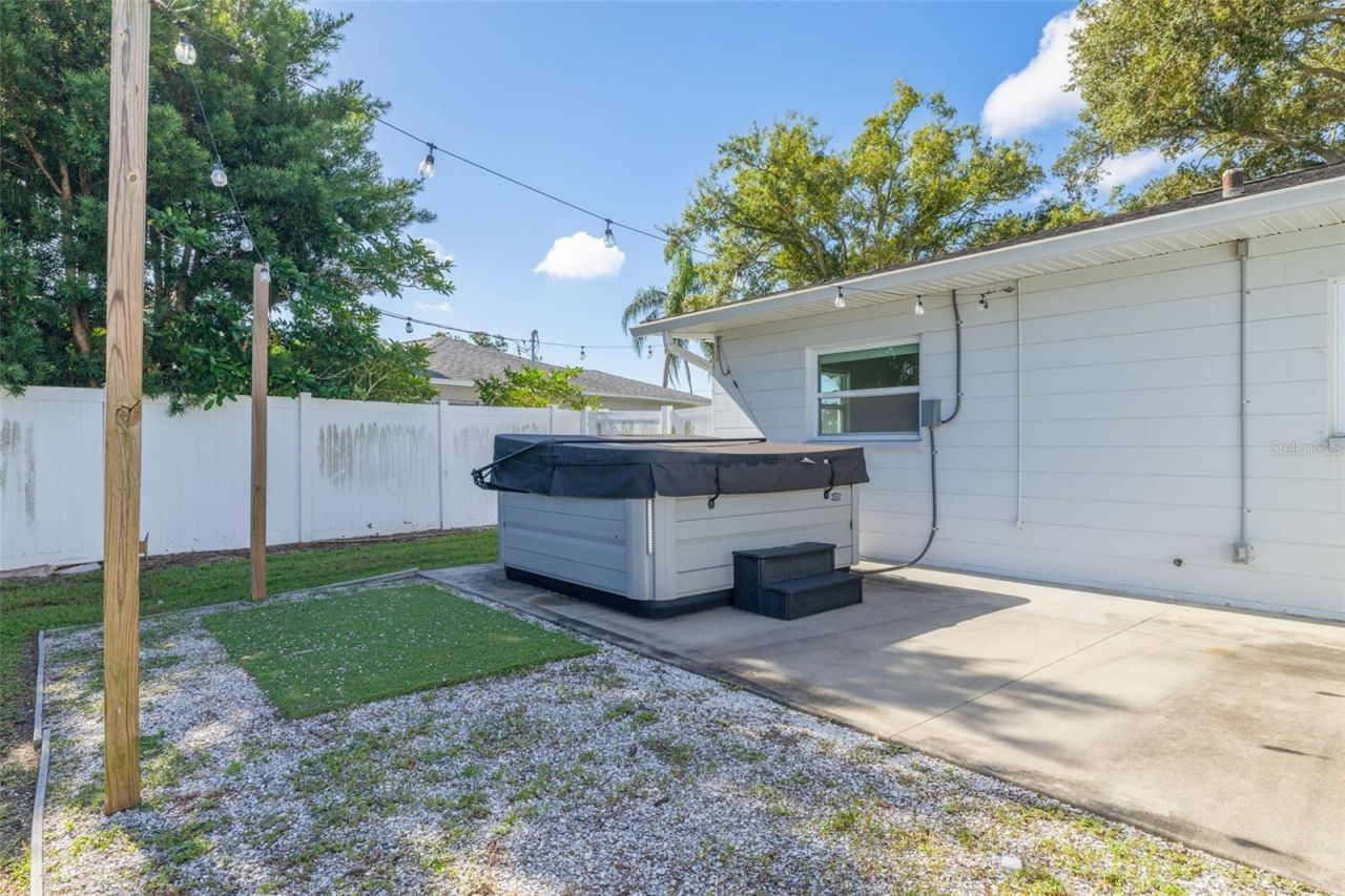 2001 41st Street N, Saint Petersburg, FL 33713 Photo