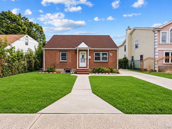 739 Nostrand Avenue , Uniondale, NY 11553