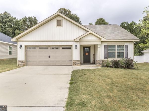 141 Red Tail Circle, Byron, GA 31008