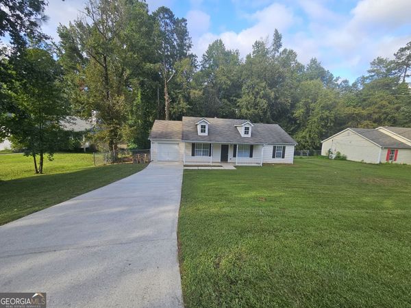 150 Valley Drive, Stockbridge, GA 30281