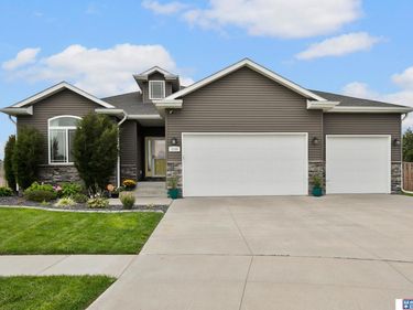3109 N 93rd Court, Lincoln, NE 68507