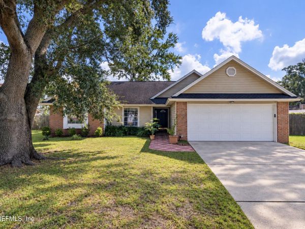 8459 COUNTRY BEND Circle E, Jacksonville, FL 32244