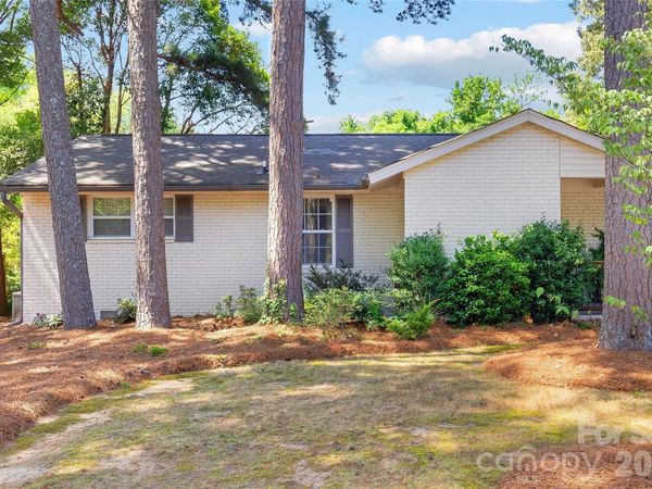 4828 Gilmore Drive , Charlotte, NC 28209
