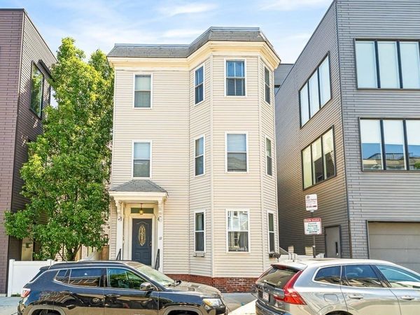 12 I St, Unit 1, Boston, MA 02127