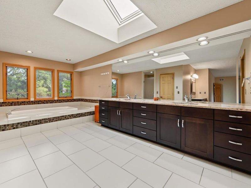 1232 Lochcarren Court, Columbus, OH 43235 Photo 37