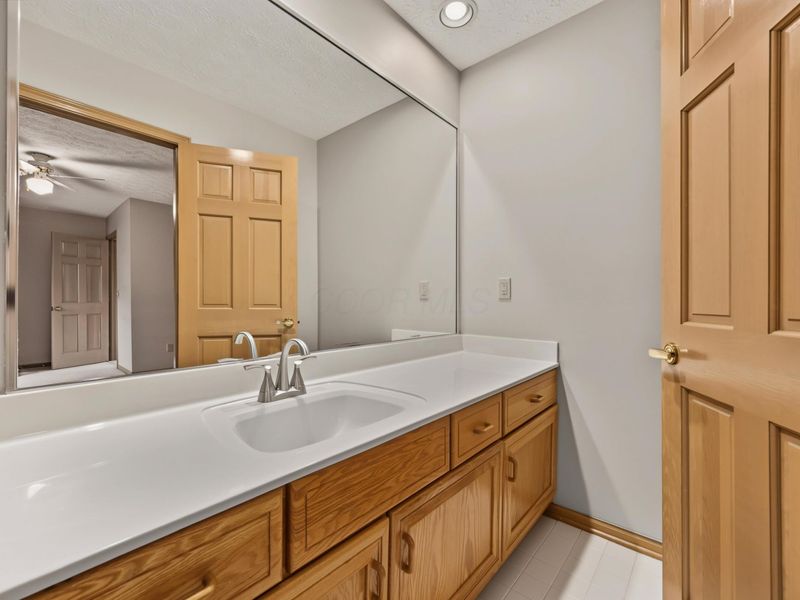 1232 Lochcarren Court, Columbus, OH 43235 Photo 53
