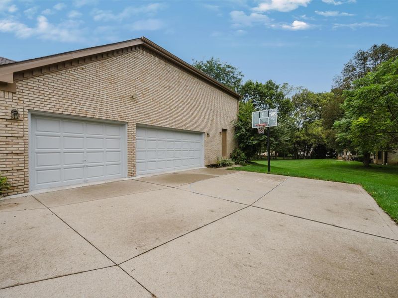 1232 Lochcarren Court, Columbus, OH 43235 Photo 70