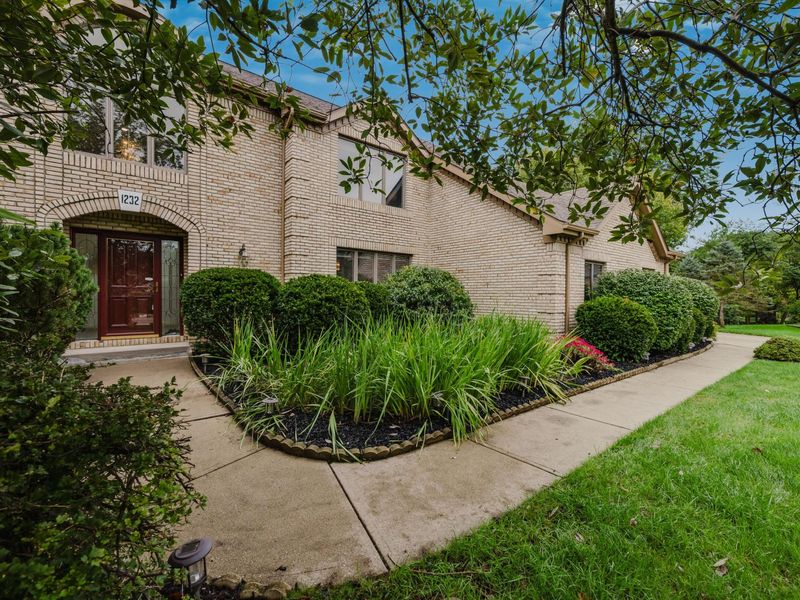 1232 Lochcarren Court, Columbus, OH 43235 Photo 72