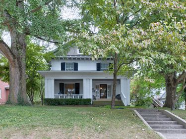 305 W Main Street, Mt Sterling, KY 40353
