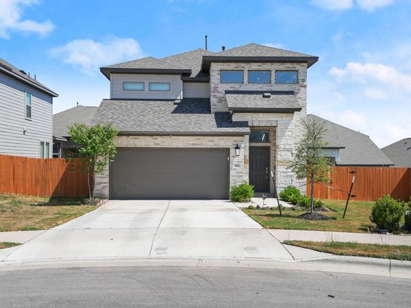 321 Langhorne BND, Liberty Hill, TX 78642