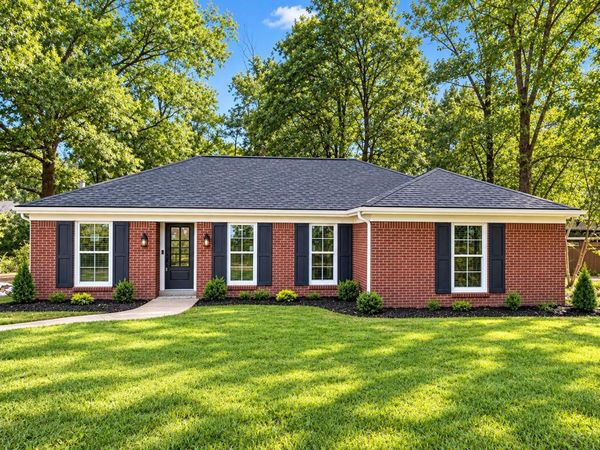 7273 CLAIBORNE DR, Germantown, TN 38138