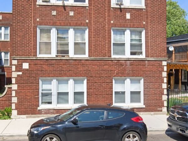 Chicago, IL 60651