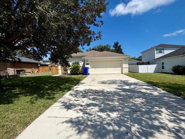 230 CEZANNE Circle, Ponte Vedra, FL 32081
