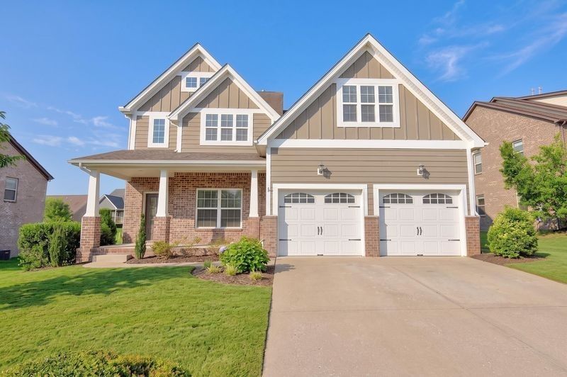 2323 Stockwood Trl, Thompsons Station, TN 37179 Main Photo